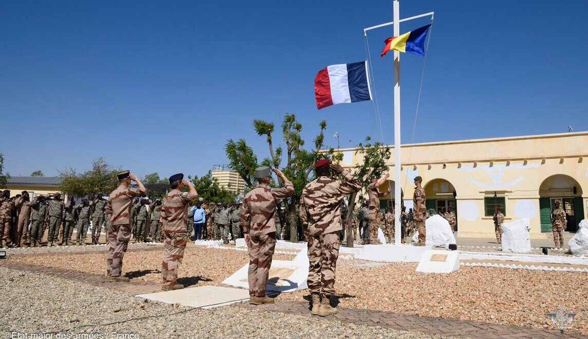 Fransa Çad’dan çekiliyor
